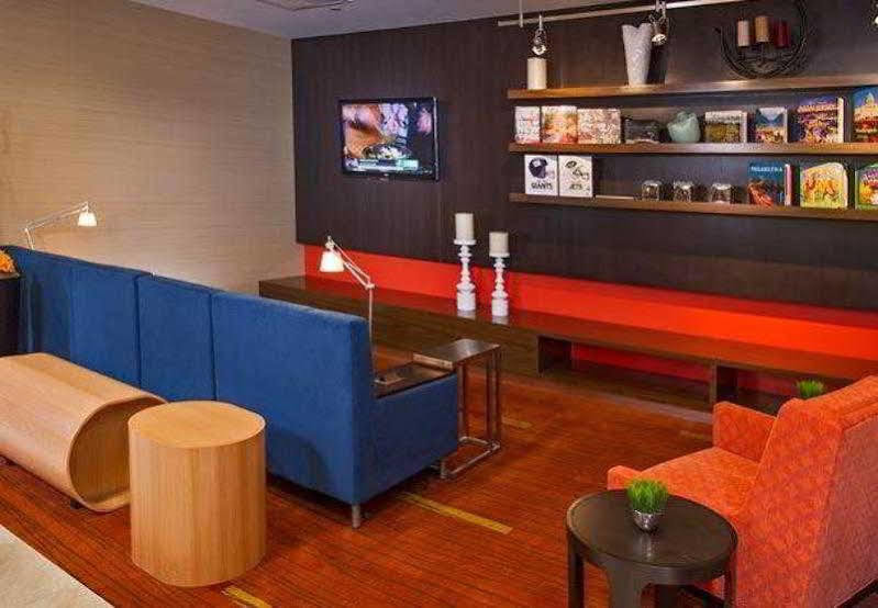 Courtyard By Marriott Secaucus Meadowlands Hotell Exteriör bild